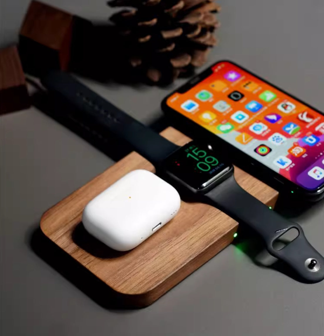 R1CHSOCI3TY Black Walnut Three-in-one Wireless Charger